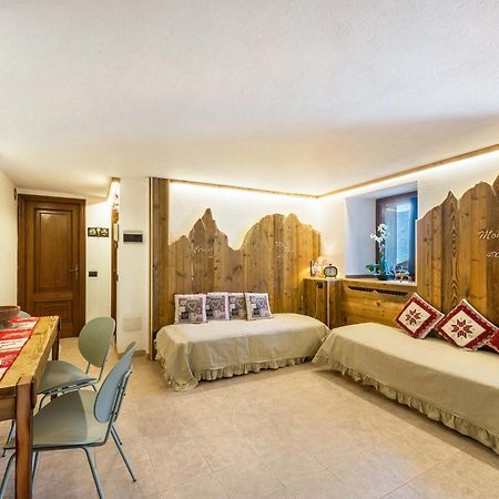 Il Nido Di Letizia Apartman Châtillon Kültér fotó