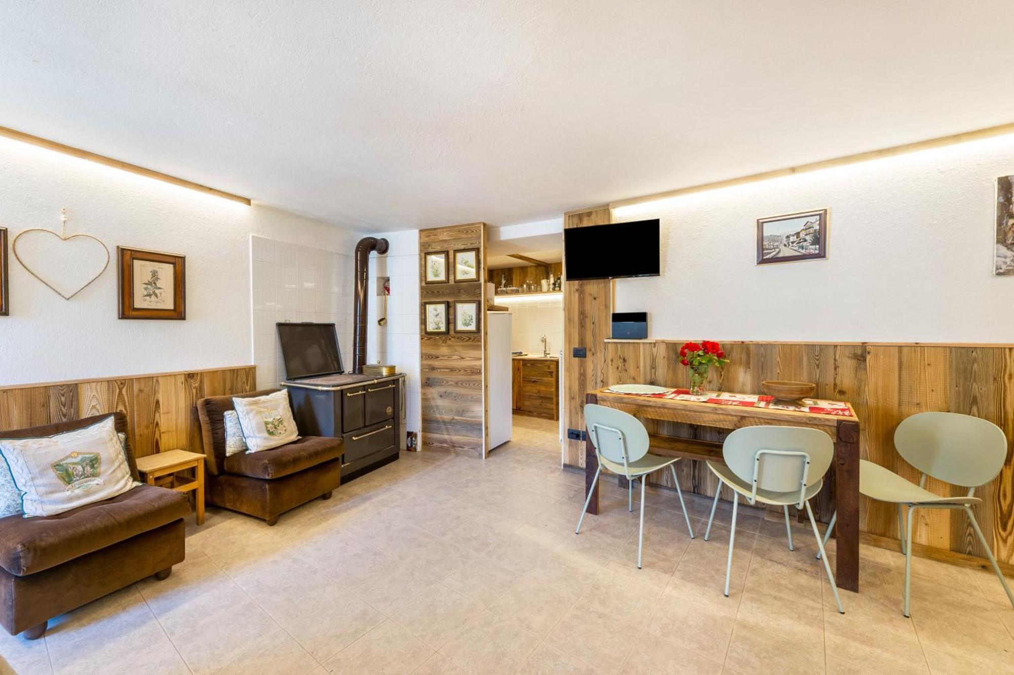 Il Nido Di Letizia Apartman Châtillon Kültér fotó