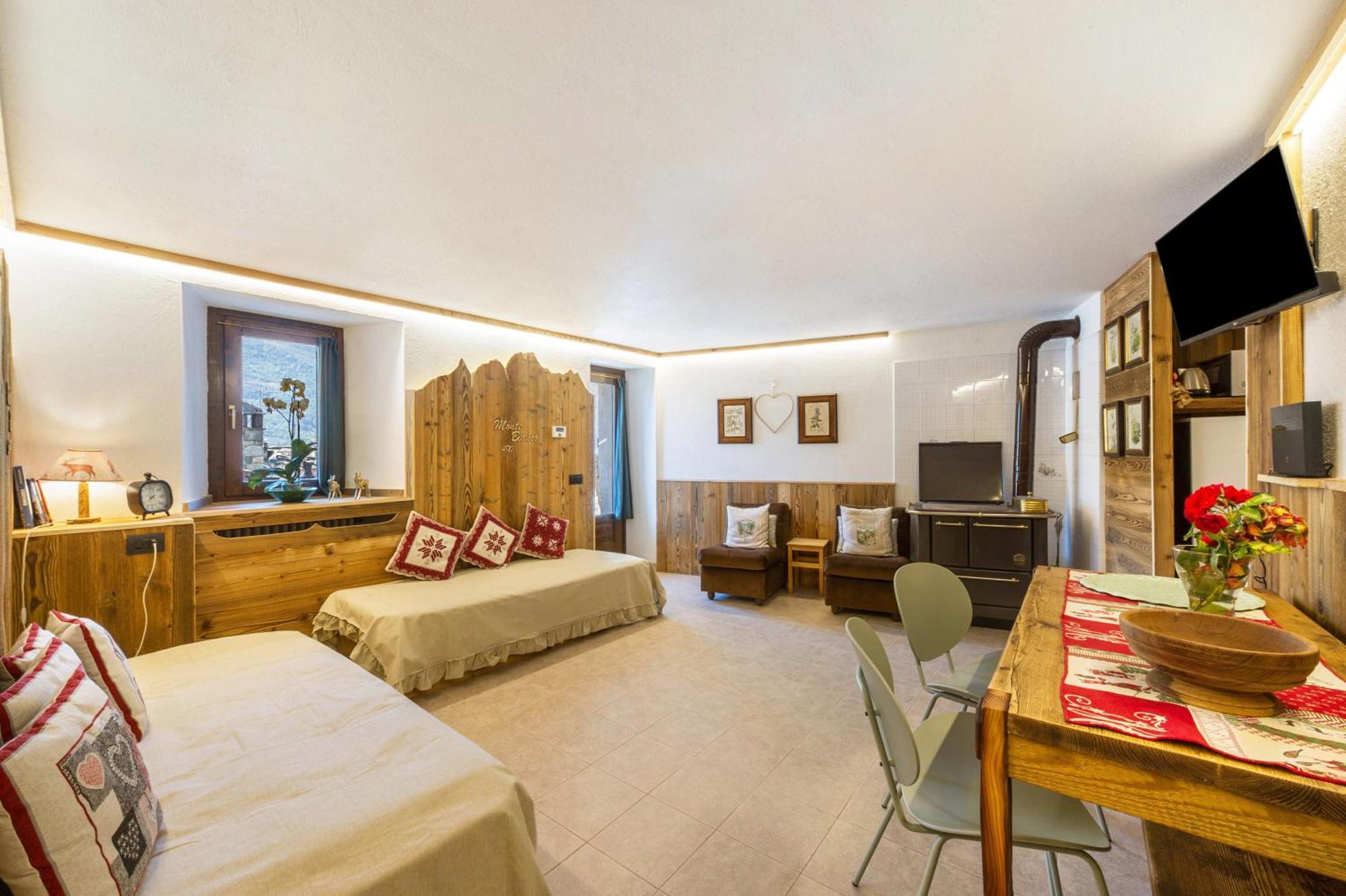 Il Nido Di Letizia Apartman Châtillon Kültér fotó